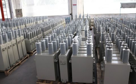 并聯電力電容器使用不當可能導致哪些問題？